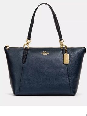 Coach Ava $359 Retail Crossgrain Leather Tote Bag with Metal Tag in Navy NEW